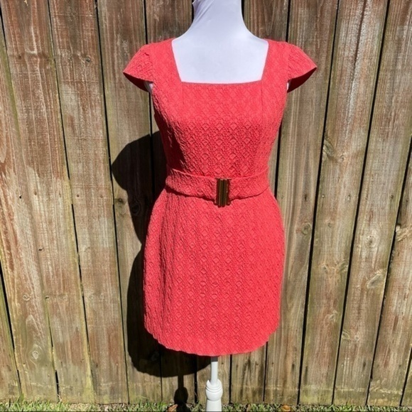 KAY UNGER Coral Cap Sleeve Buckle Sheath Dress 8 - Picture 9 of 16